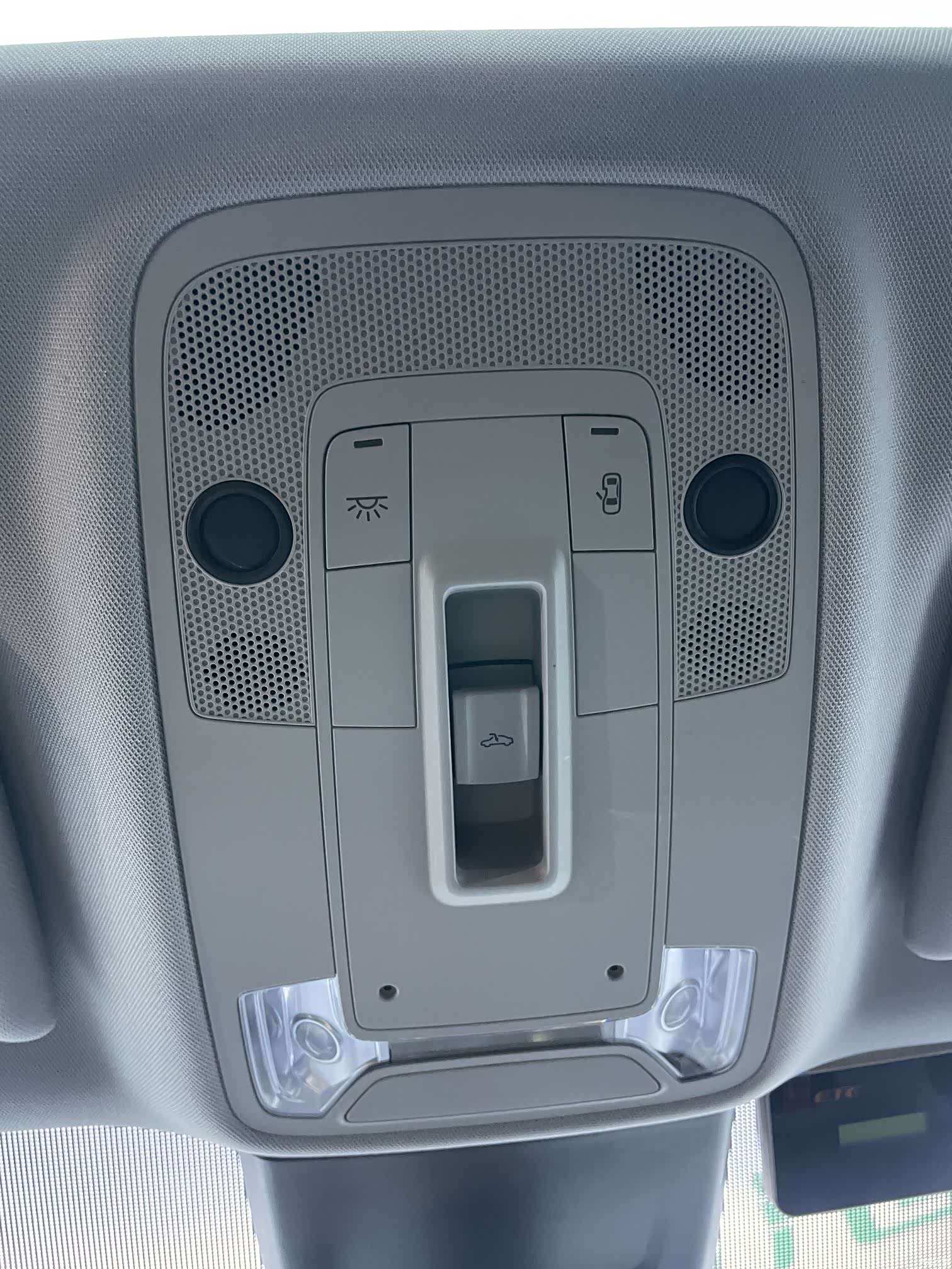 Audi Q2L, 2022 12
