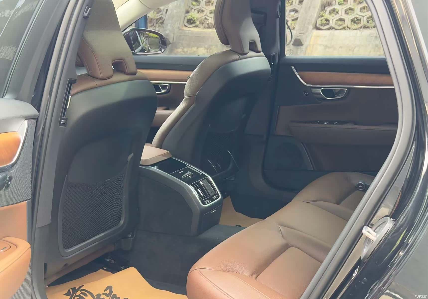 Volvo S90, 2019 9