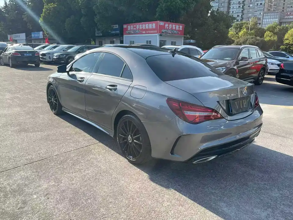 Mercedes-Benz CLA