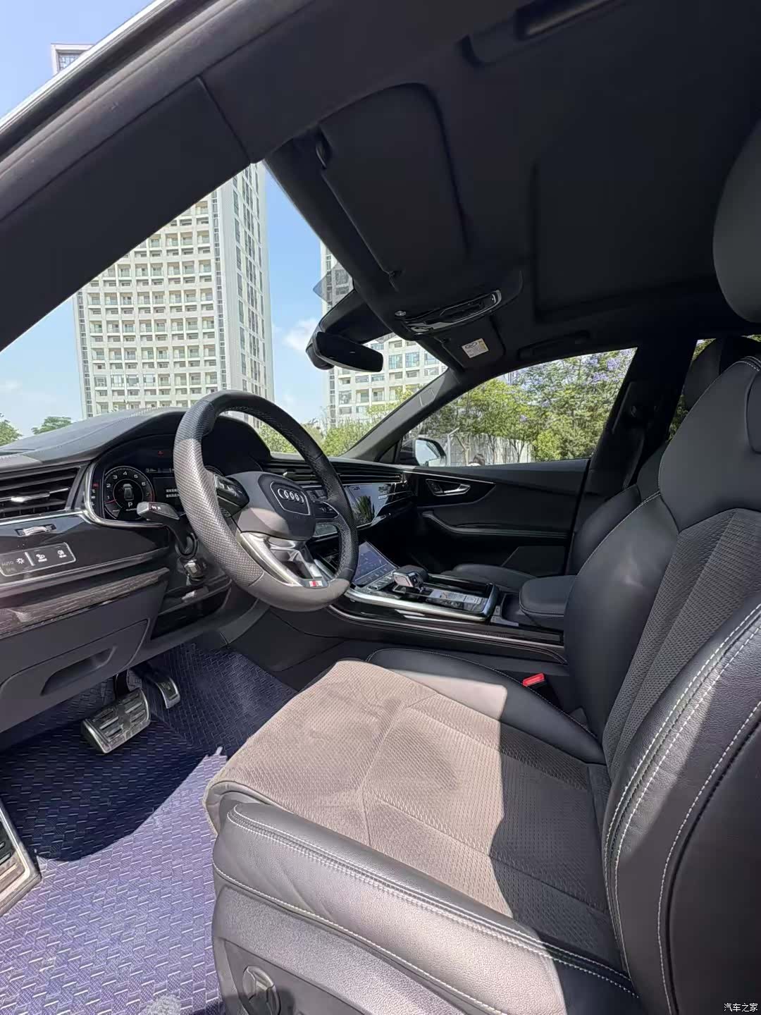 Audi Q8, 2021 4