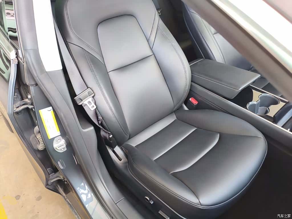 Tesla Model 3, 2020 25