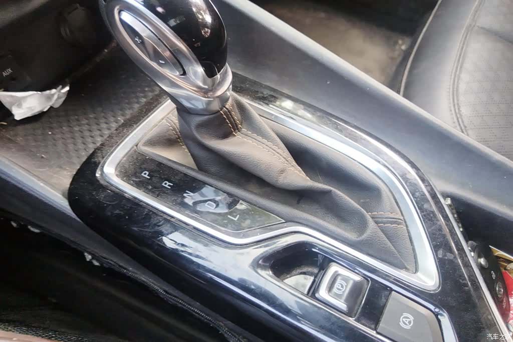 Buick Verano, 2022 16
