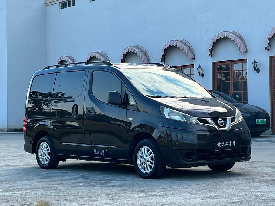 Nissan NV200
