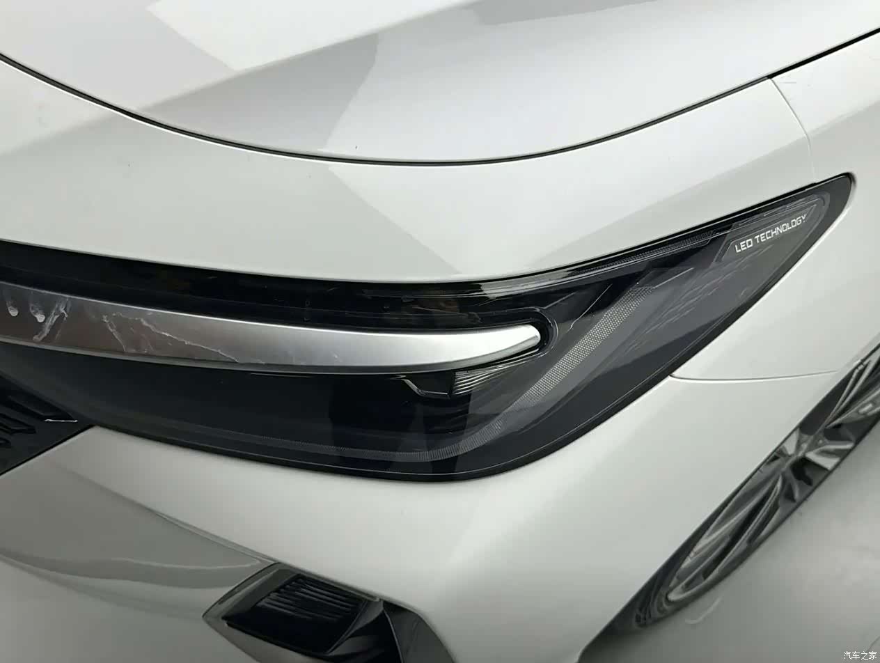 Chery Arrizo 8, 2022 11