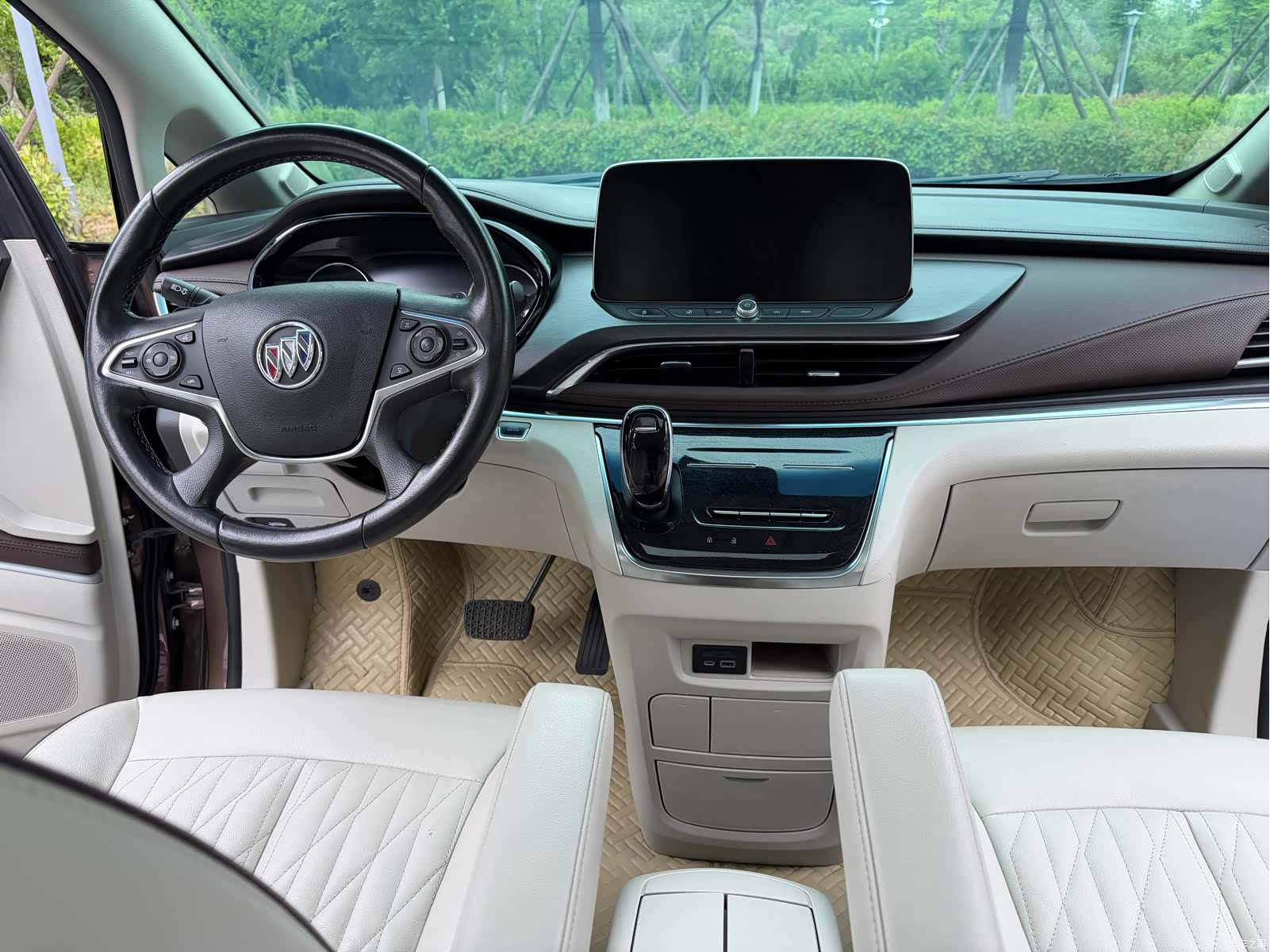 Buick GL8, 2021 8