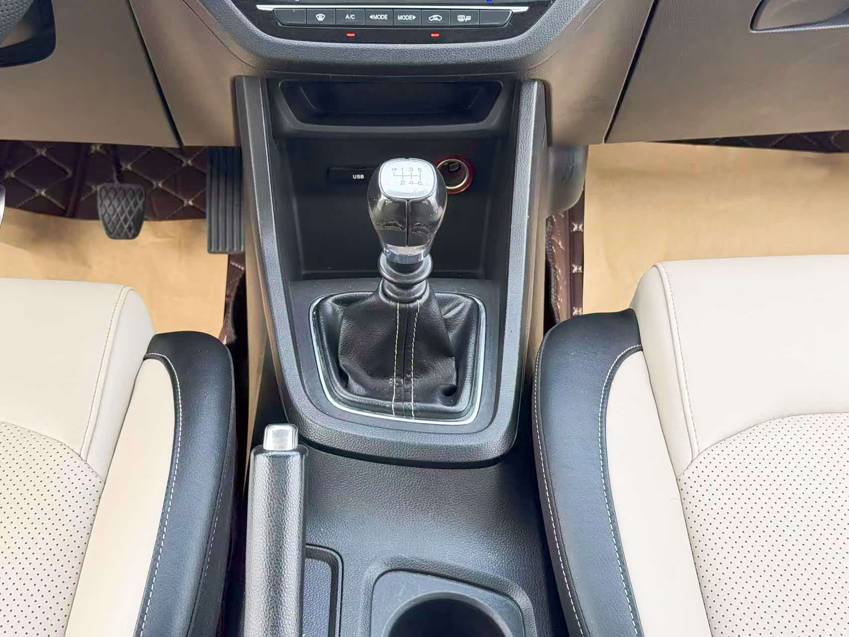 Wuling 360, 2018 17