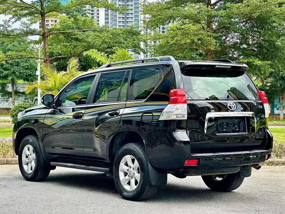 Toyota Prado