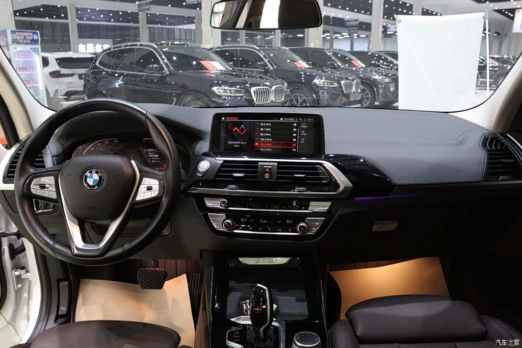 BMW X3, 2021 9