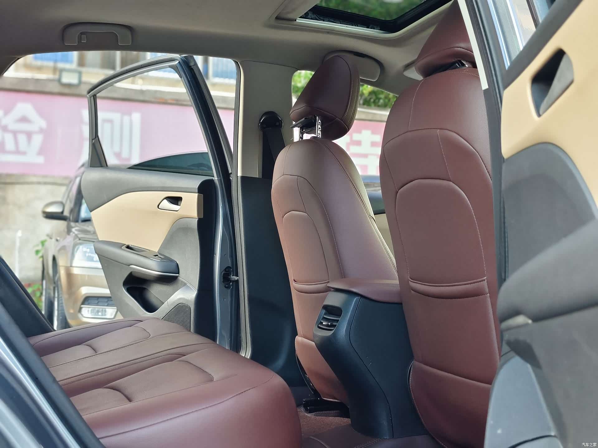 Chevrolet 320, 2020 13