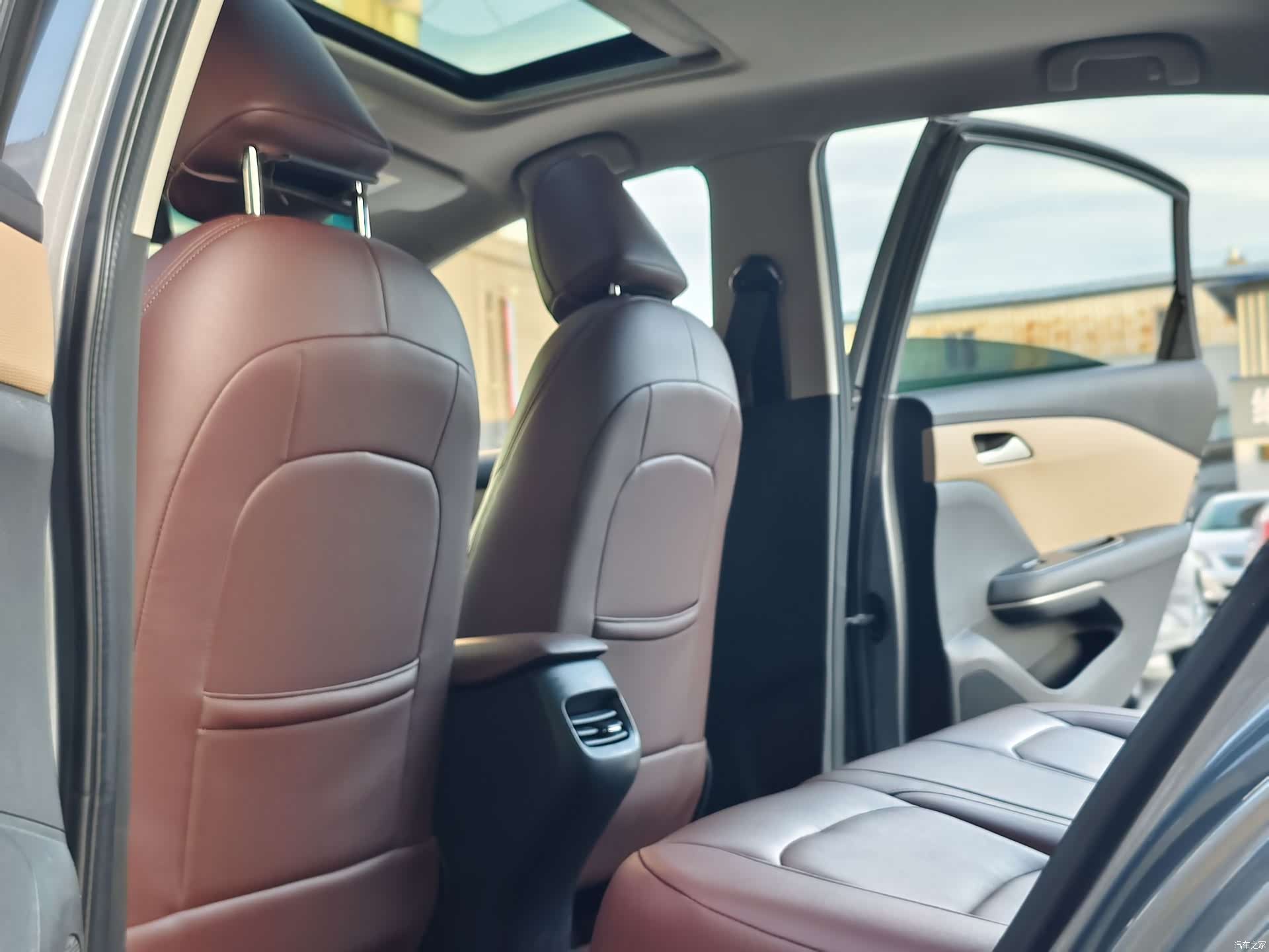 Chevrolet 320, 2020 14
