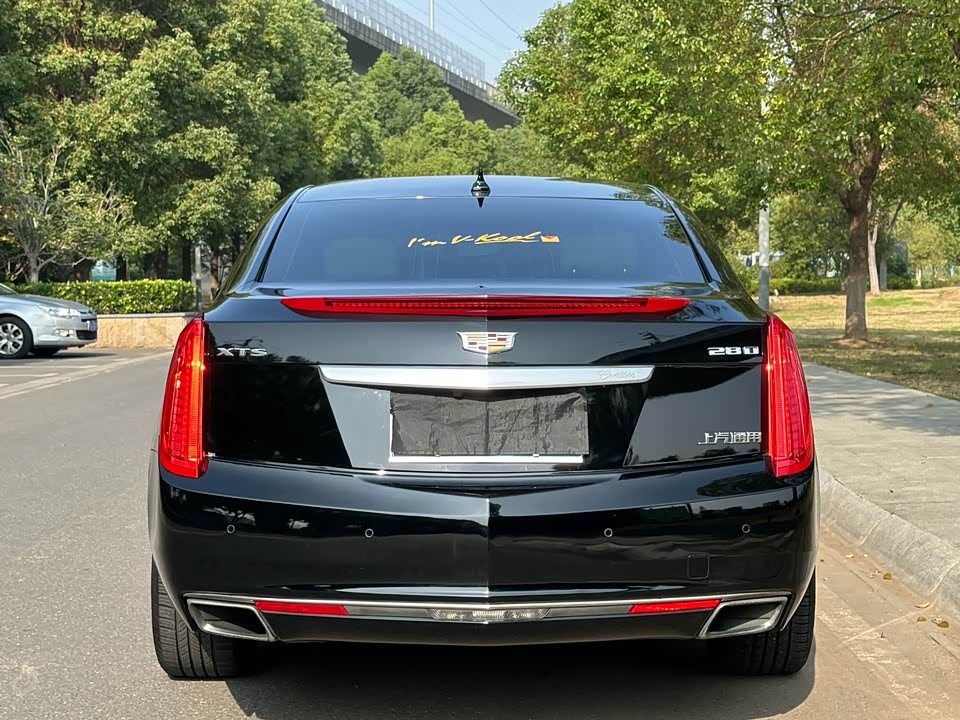 Cadillac XTS