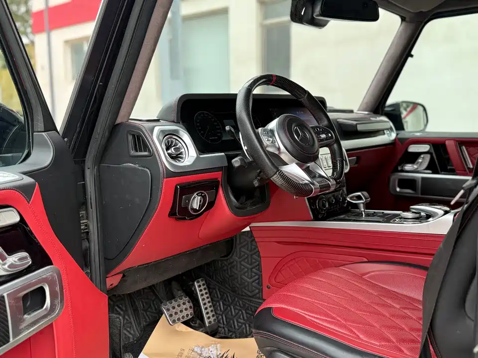 Mercedes-Benz G-class