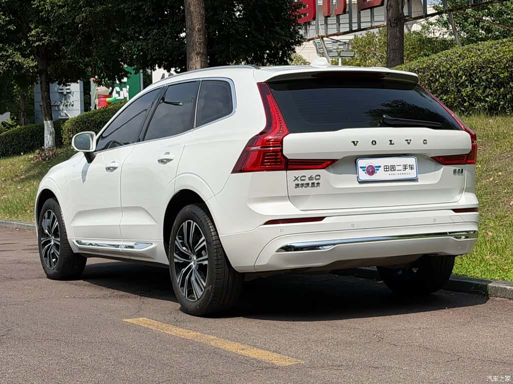 Volvo XC60, 2022 4