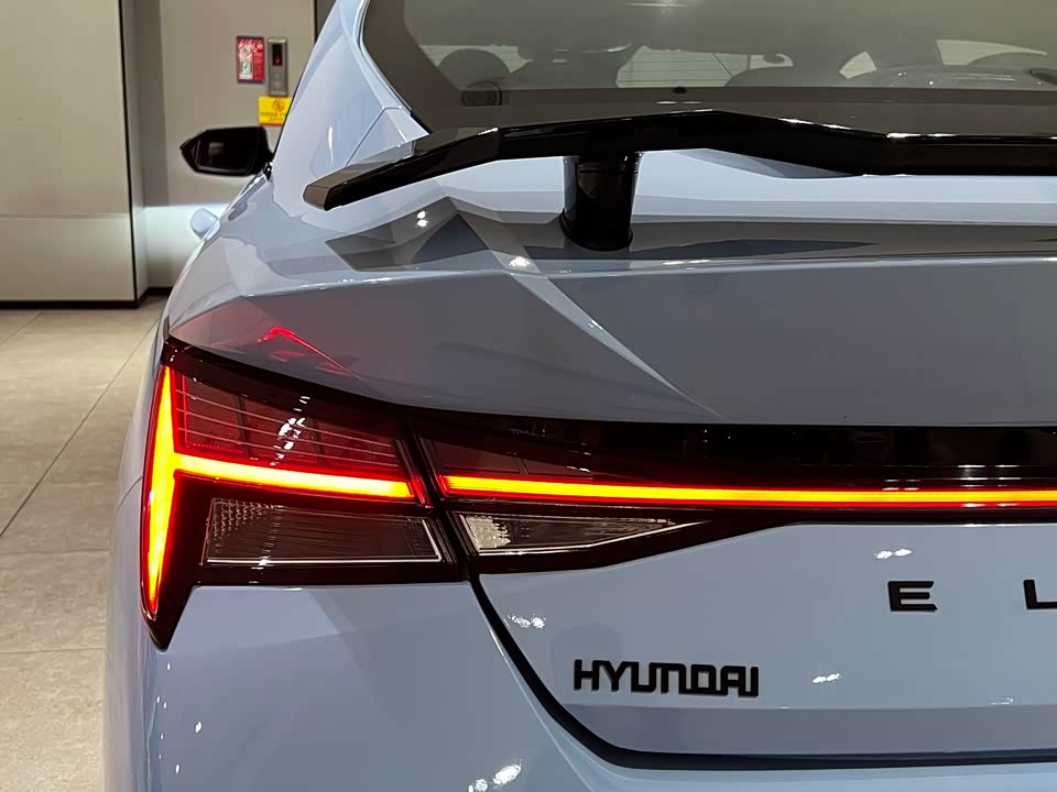 Hyundai Elantra Elantra N