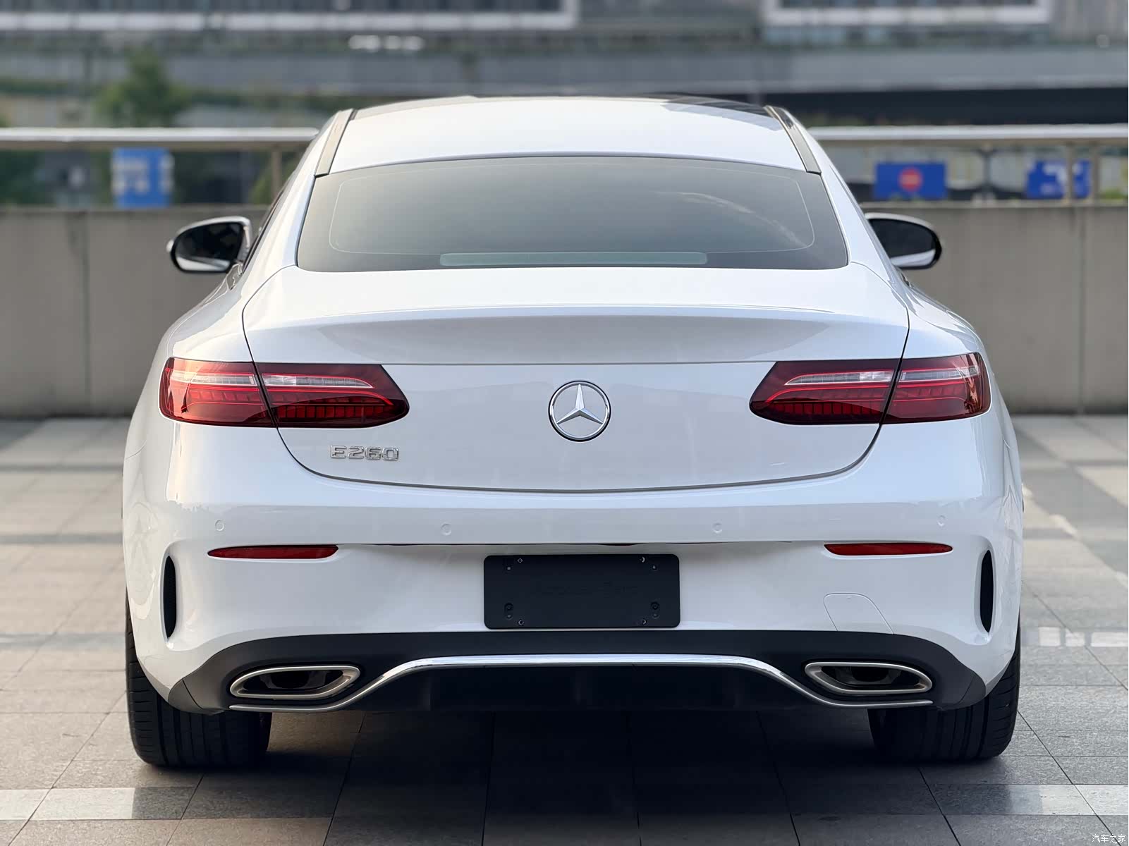 Mercedes-Benz E-Class, 2023 6