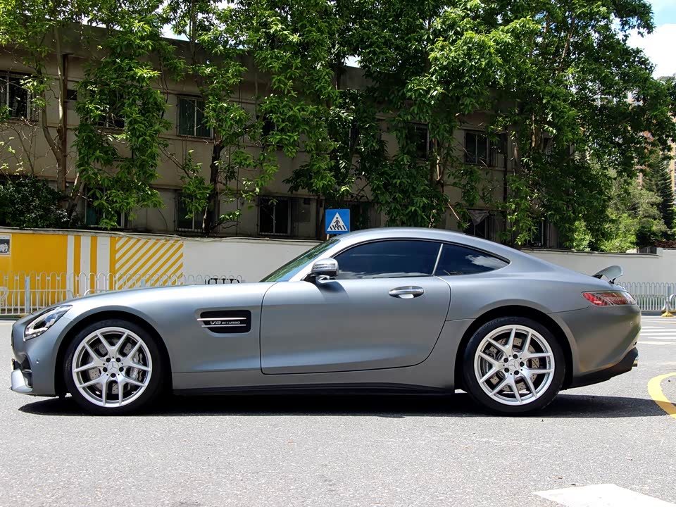 Mercedes-Benz AMG GT