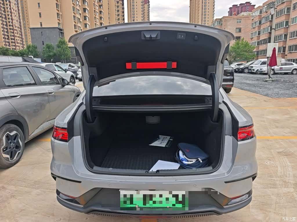 BYD Han, 2025 19