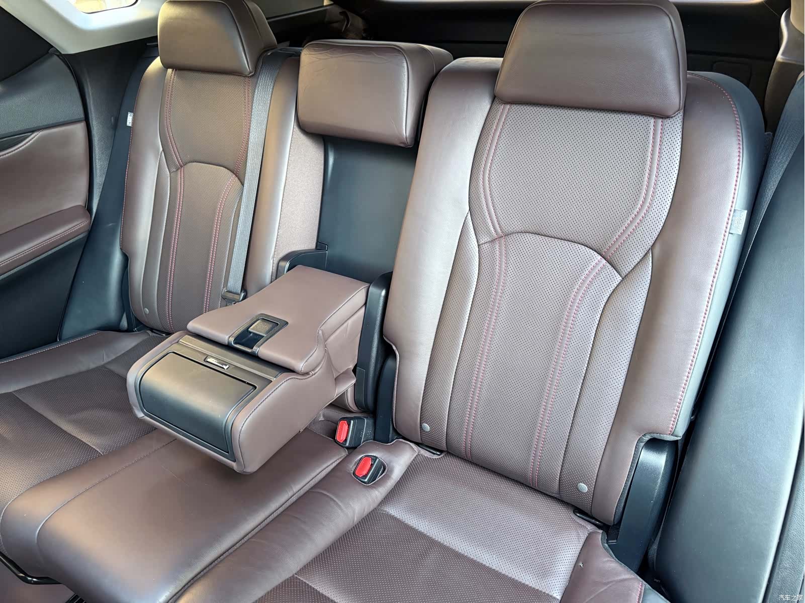 Lexus RX, 2019 11