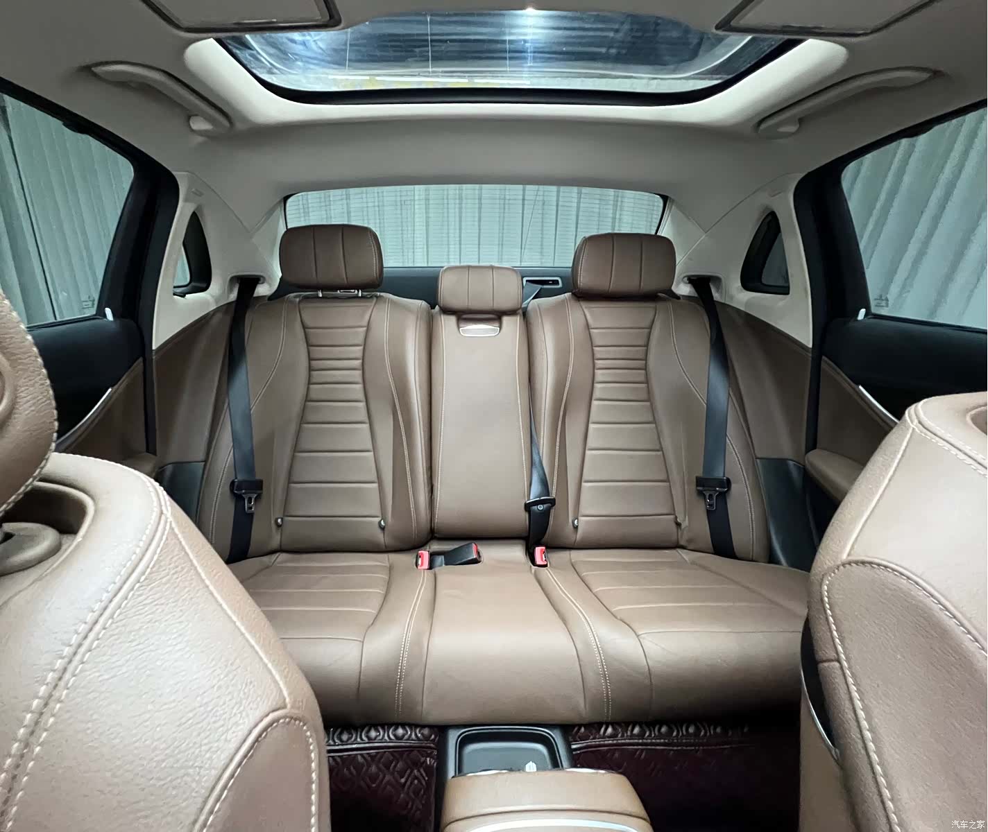 Mercedes-Benz E-Class, 2017 9