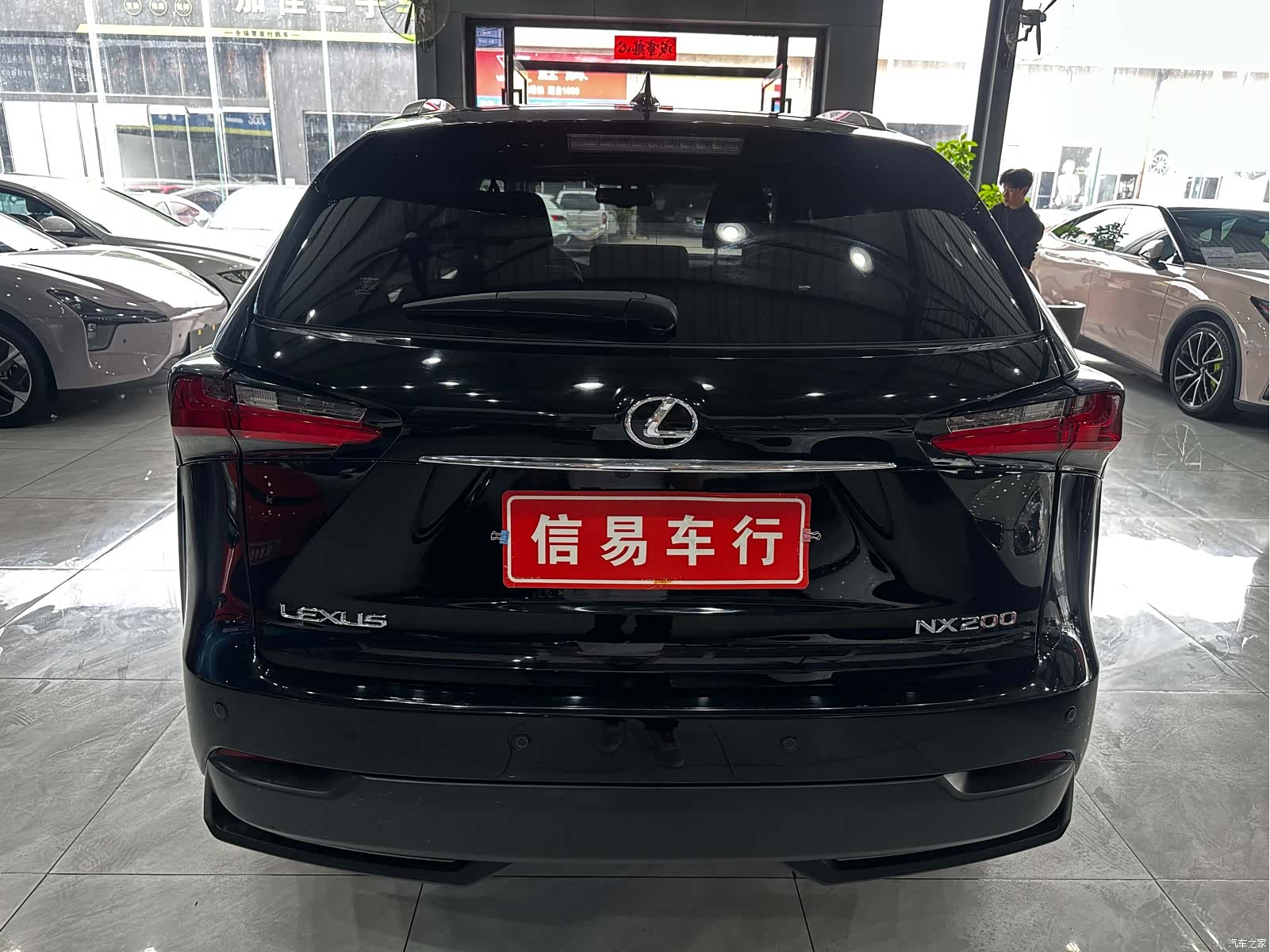 Lexus NX, 2016 17