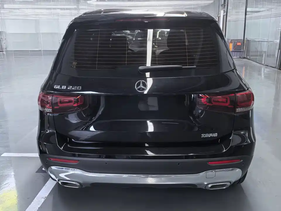 Mercedes-Benz GLB Mercedes-Benz GLB