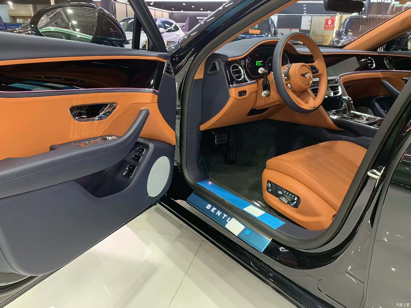 Bentley Flying Spur, 2026 3