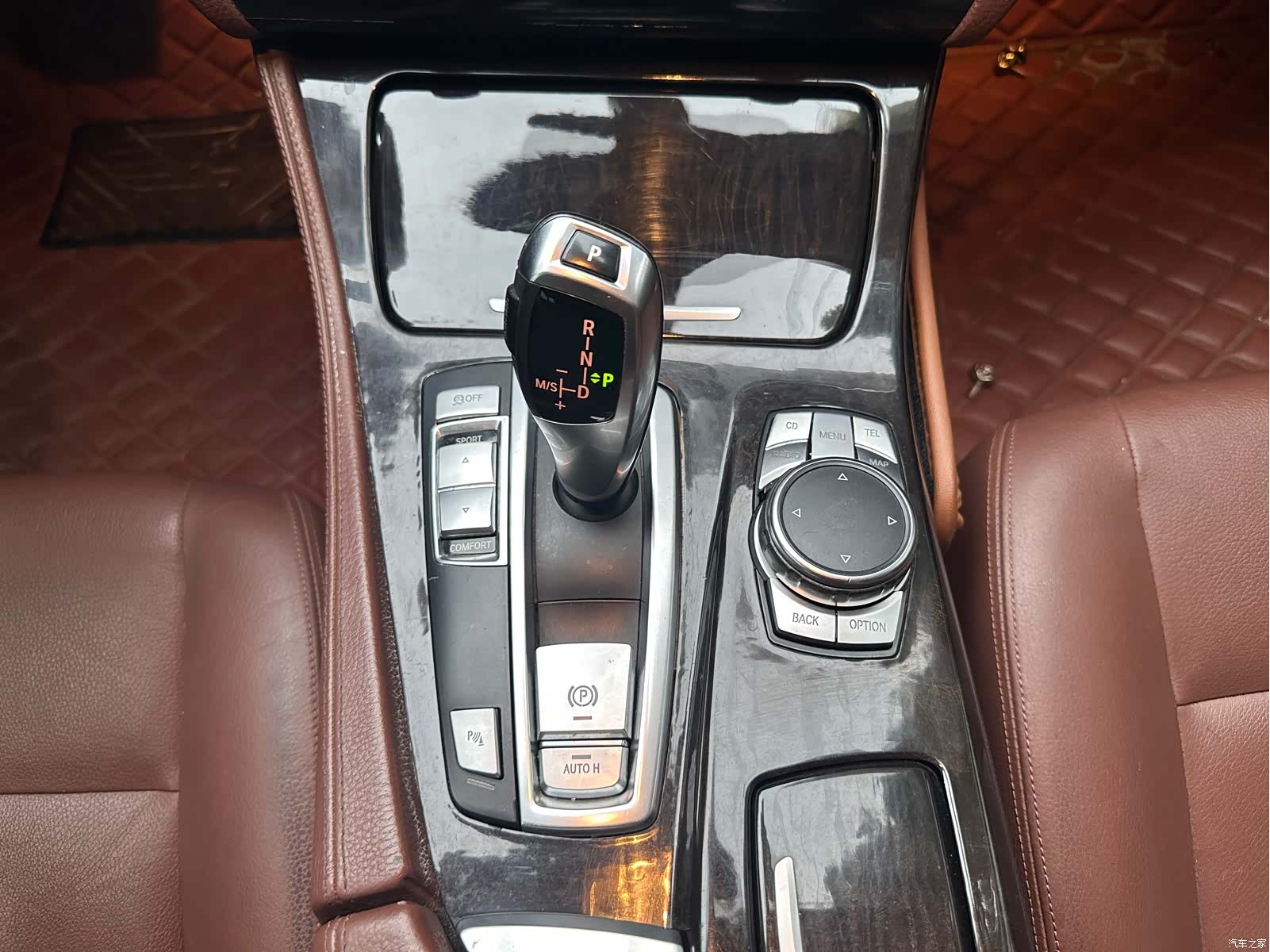 BMW 5 Series, 2016 27