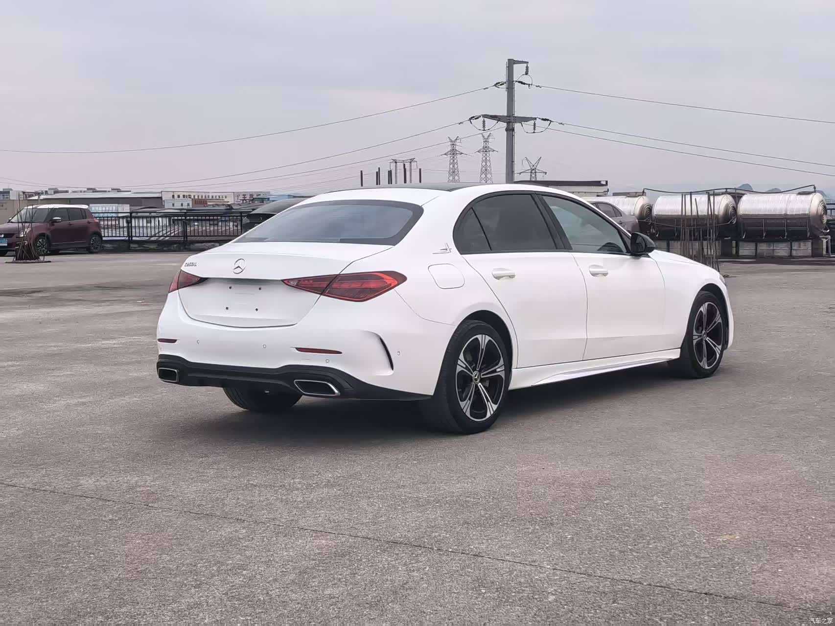 Mercedes-Benz C-Class, 2024 14