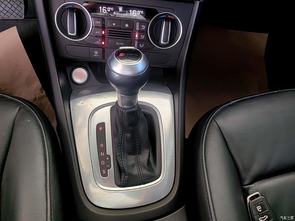 Audi Q3, 2016 14
