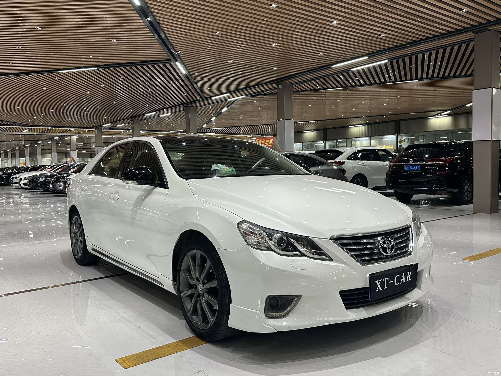 Toyota 2.5V, 2012 3