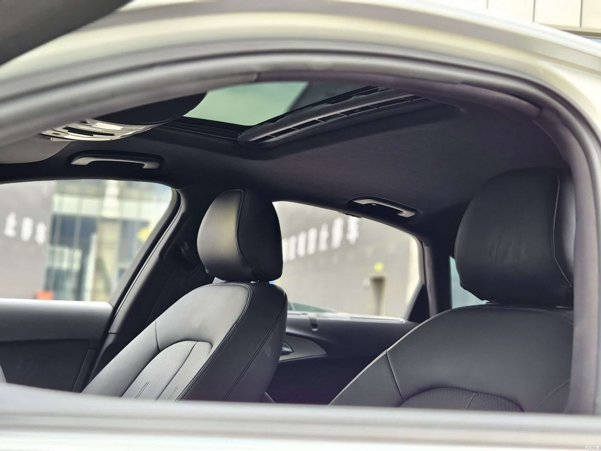 Audi A6L, 2013 17