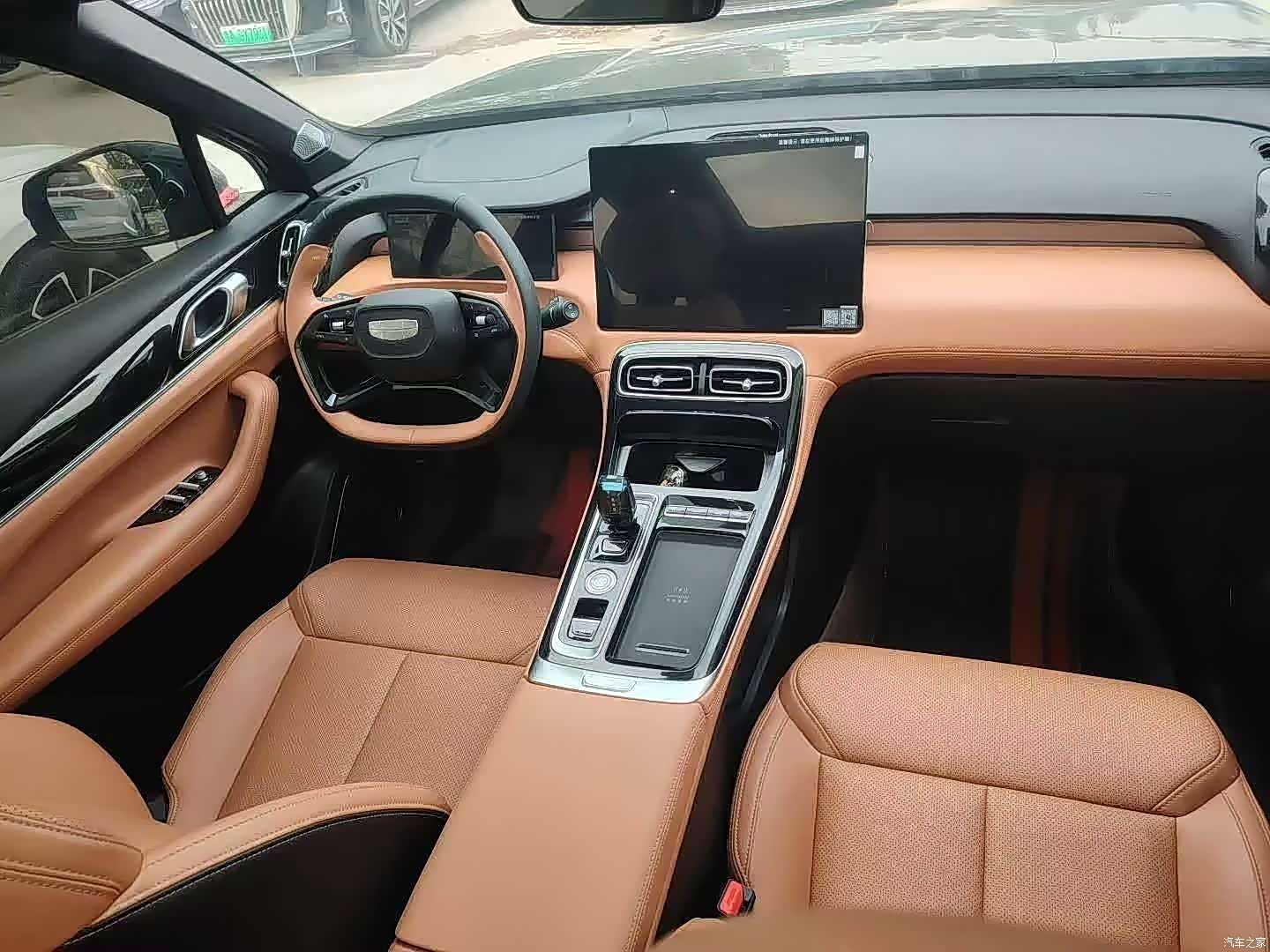 Geely Boyue, 2025 все фото