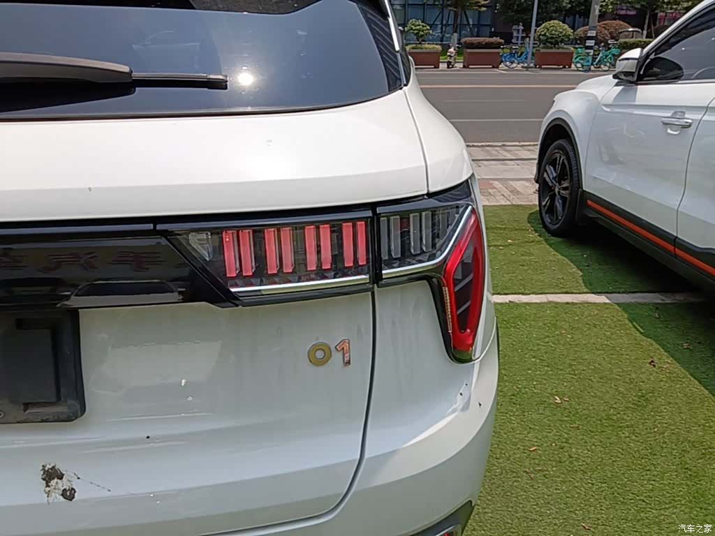 Lynk & Co 01, 2018 8