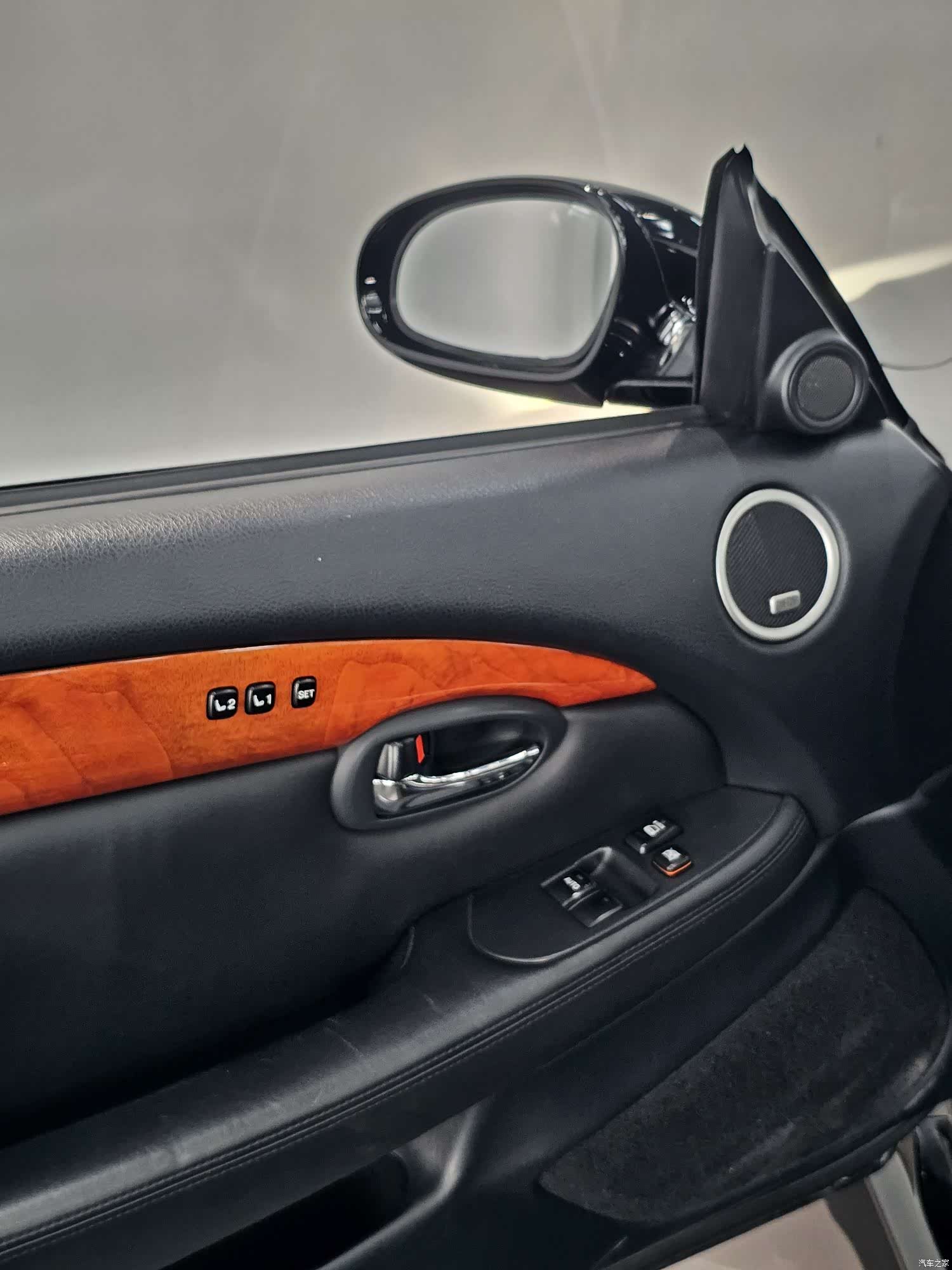 Lexus SC, 2007 13