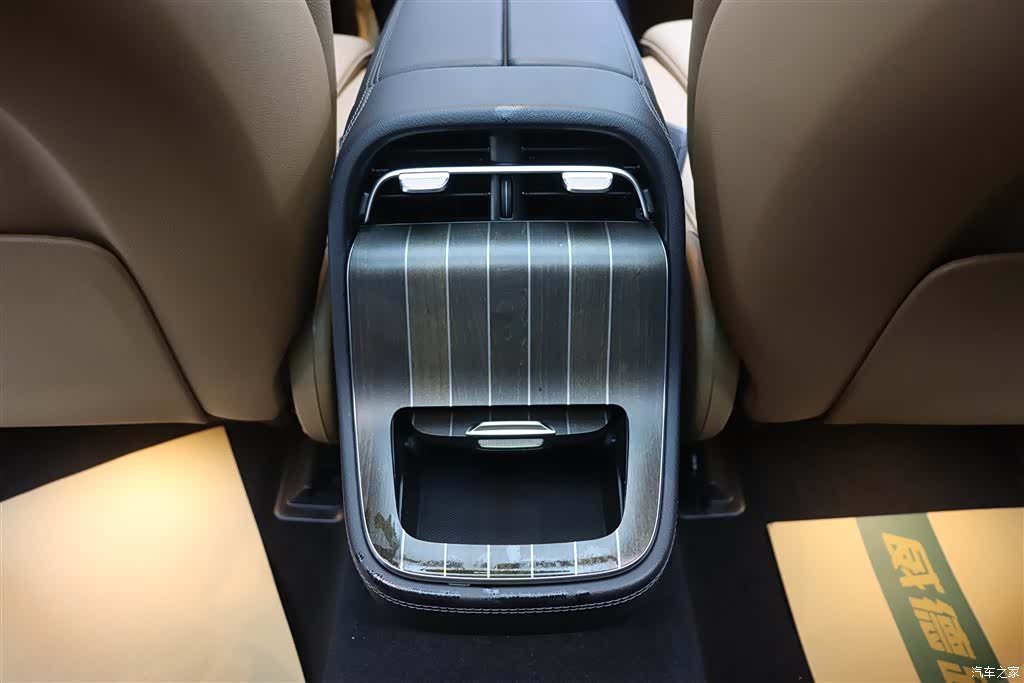 Mercedes-Benz E-Class, 2024 25