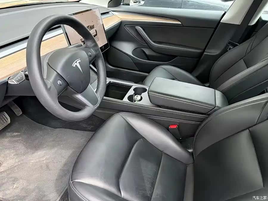 Tesla Model 3, 2023 7