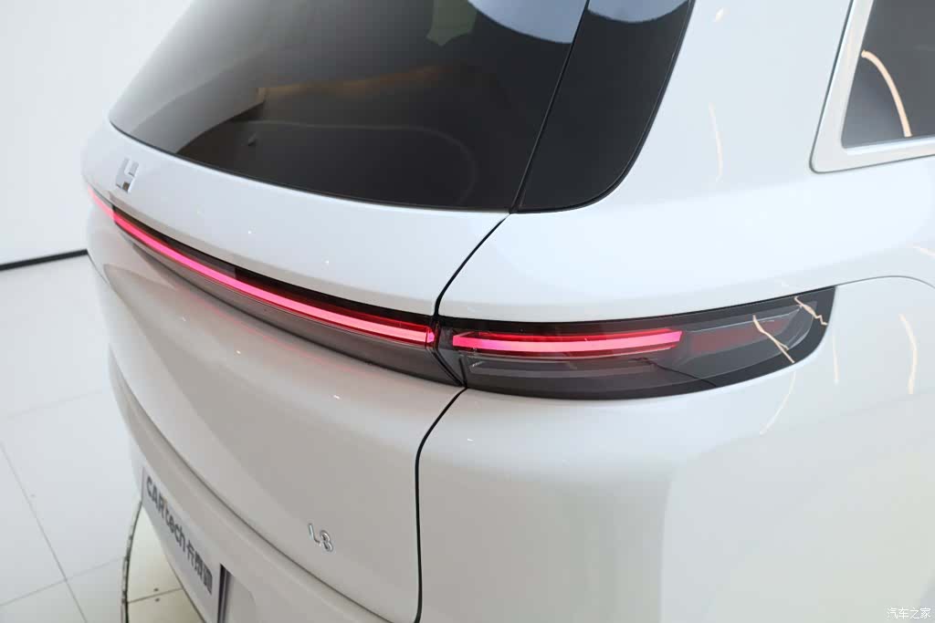 Li Auto L8, 2025 7