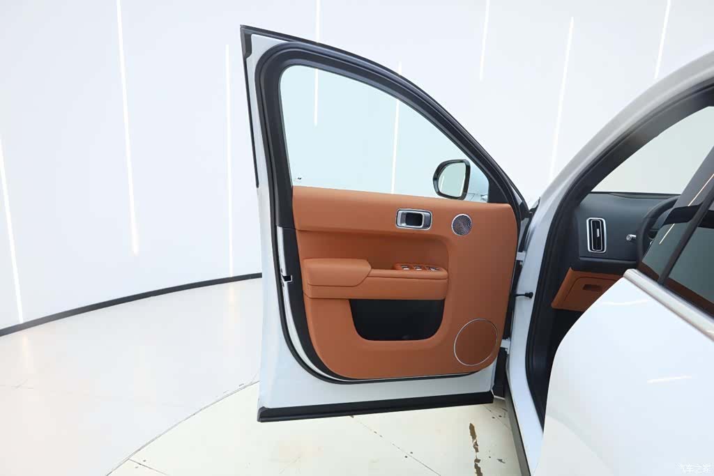 Li Auto L8, 2025 15