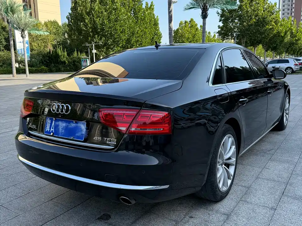 Audi A8 Audi A8
