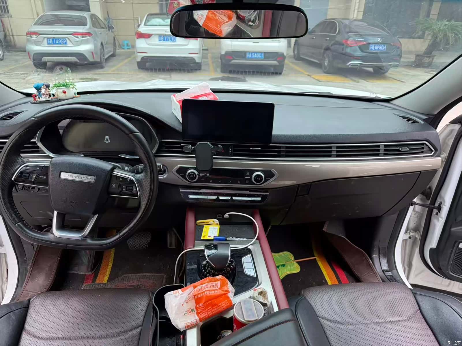 Jetour X70, 2023 3