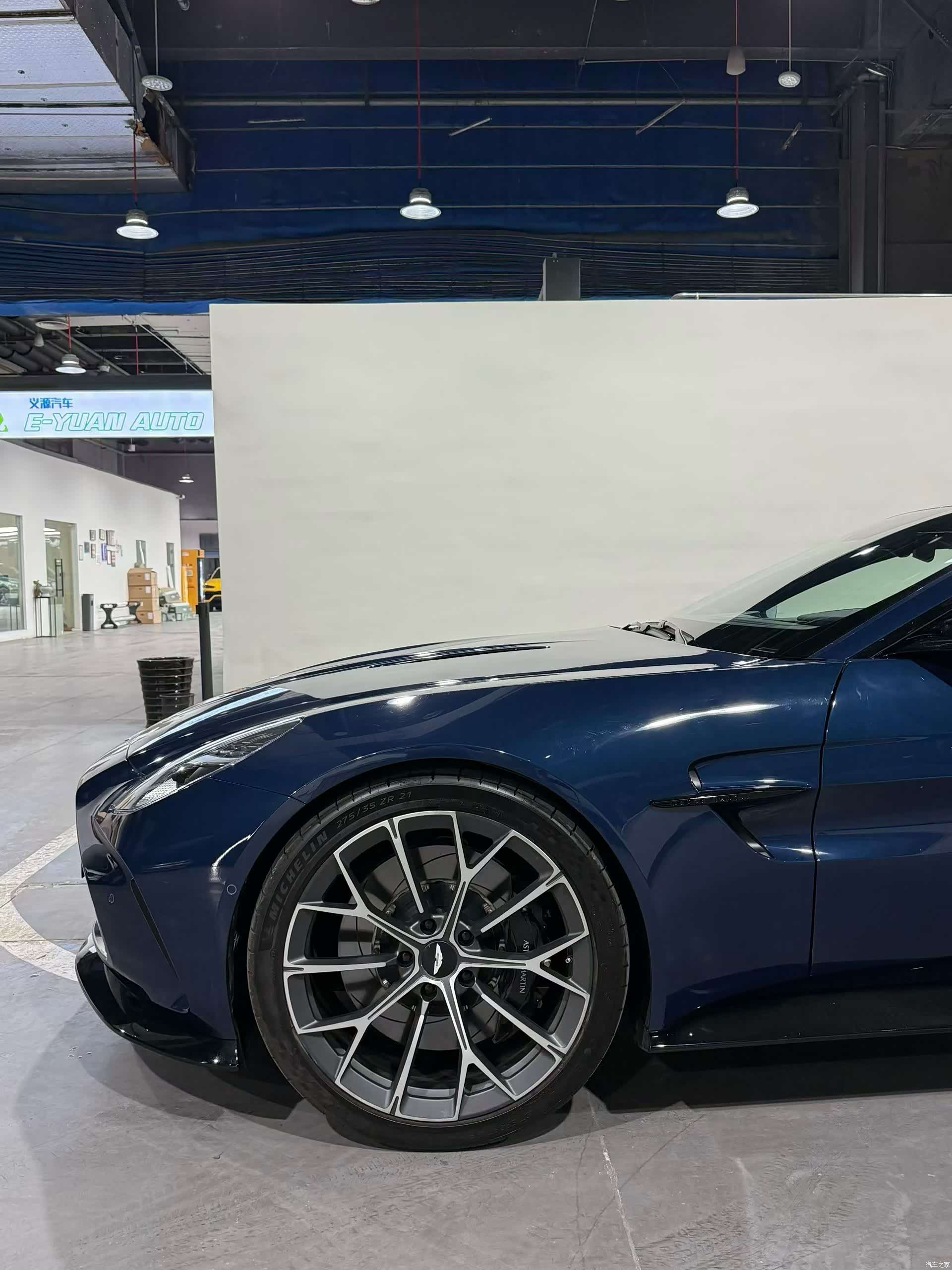 Aston Martin Vantage, 2024 8