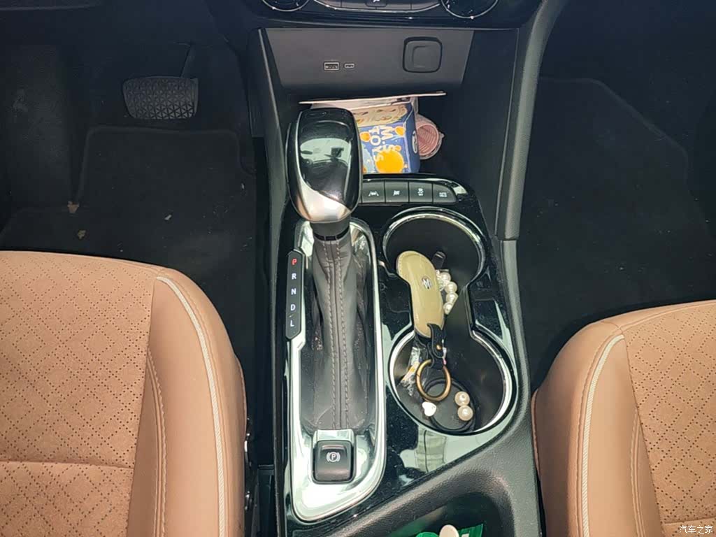 Buick Encore, 2023 14