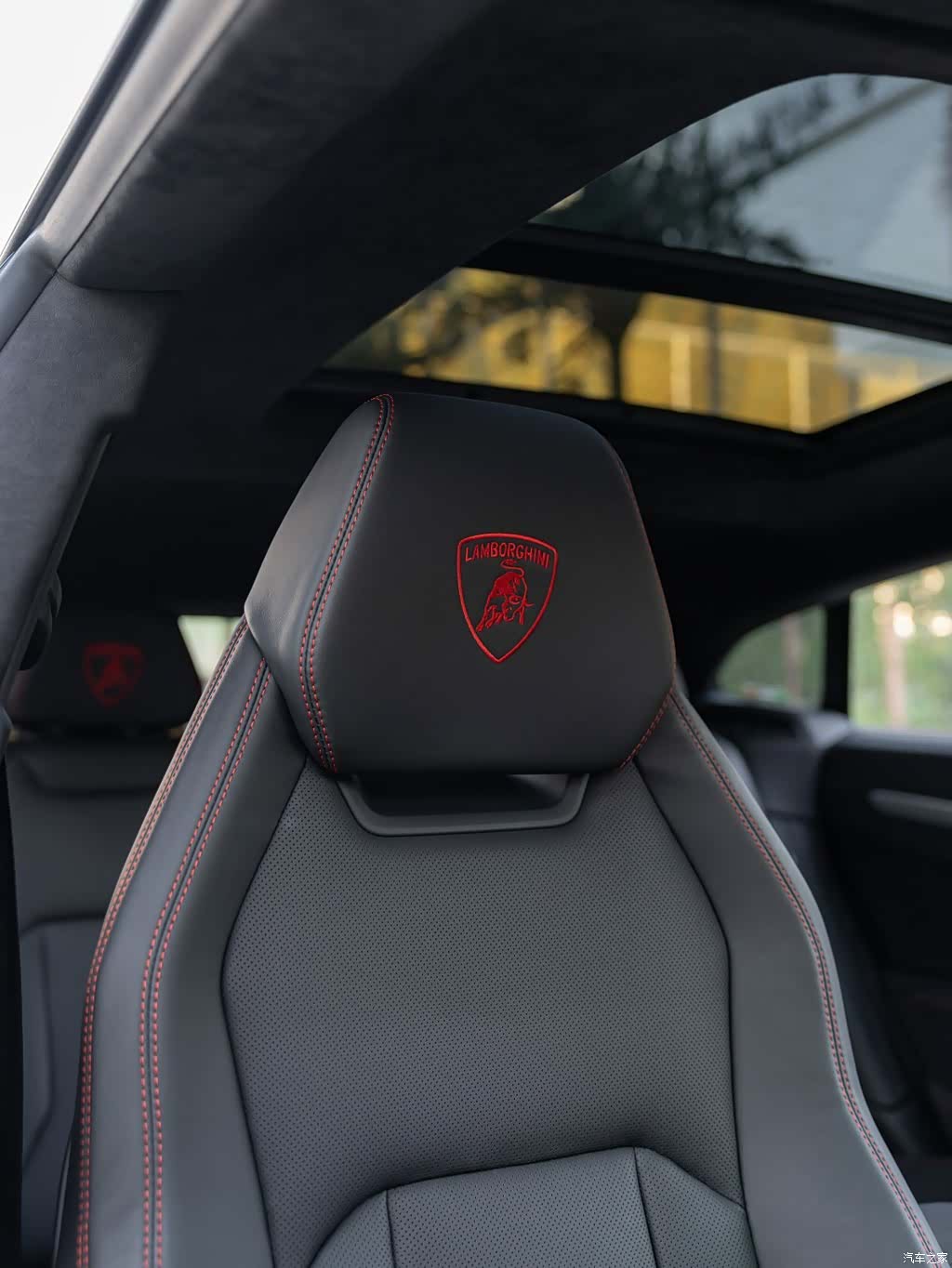 Lamborghini Urus, 2019 21