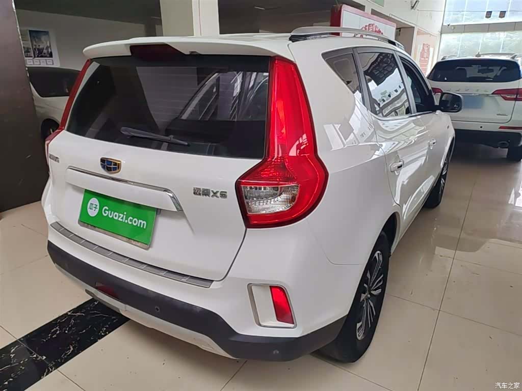 Geely X6, 2017 7