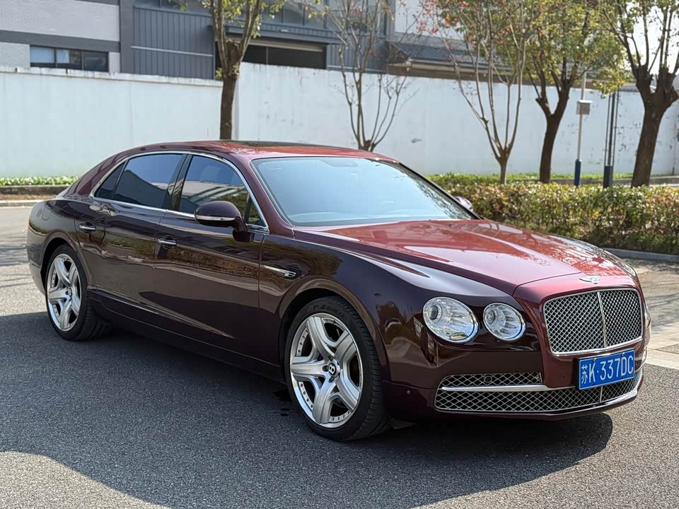Bentley Flying
