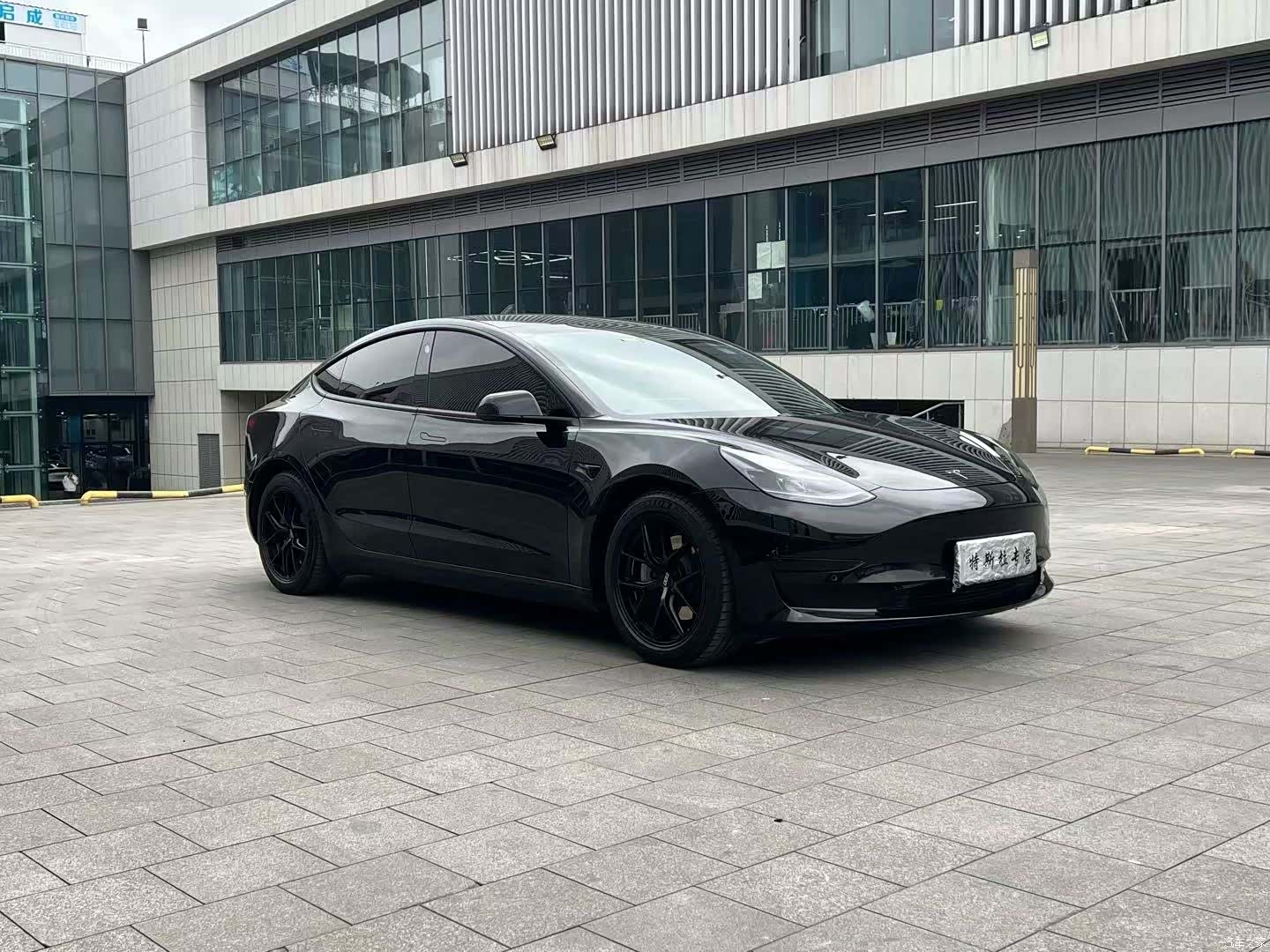 Tesla Model 3, 2021 3