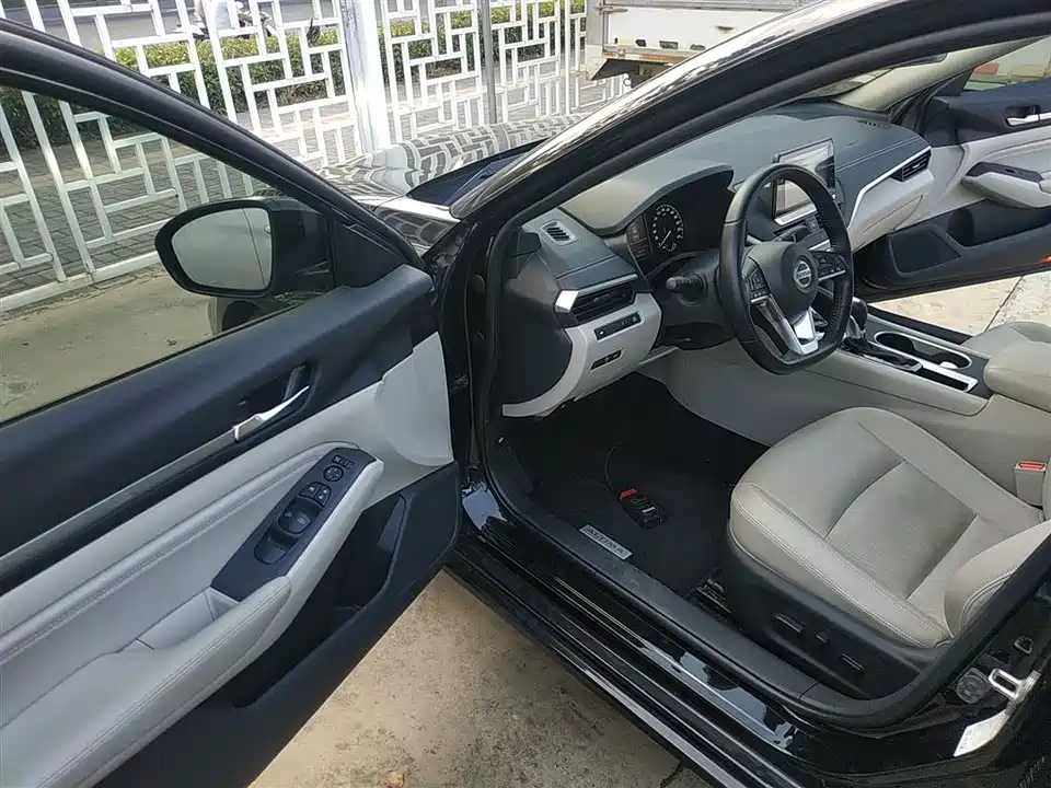 Nissan Teana Nissan Teana