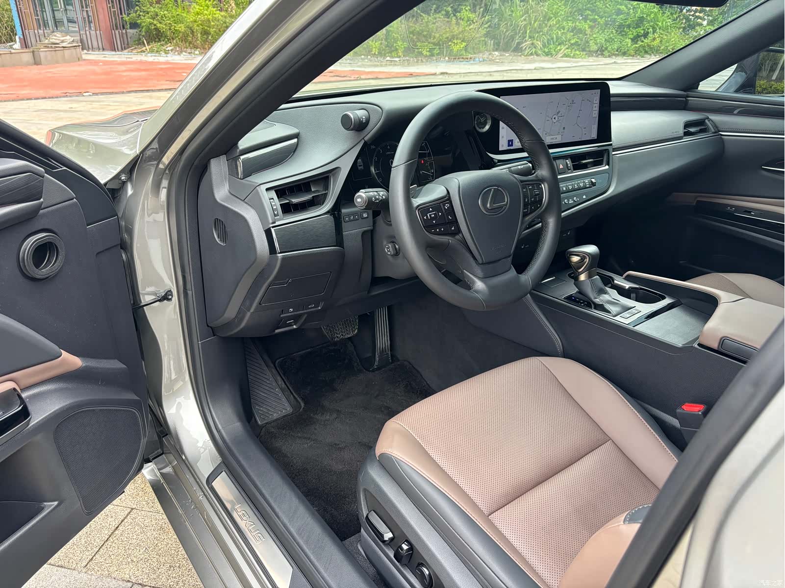 Lexus ES, 2023 6