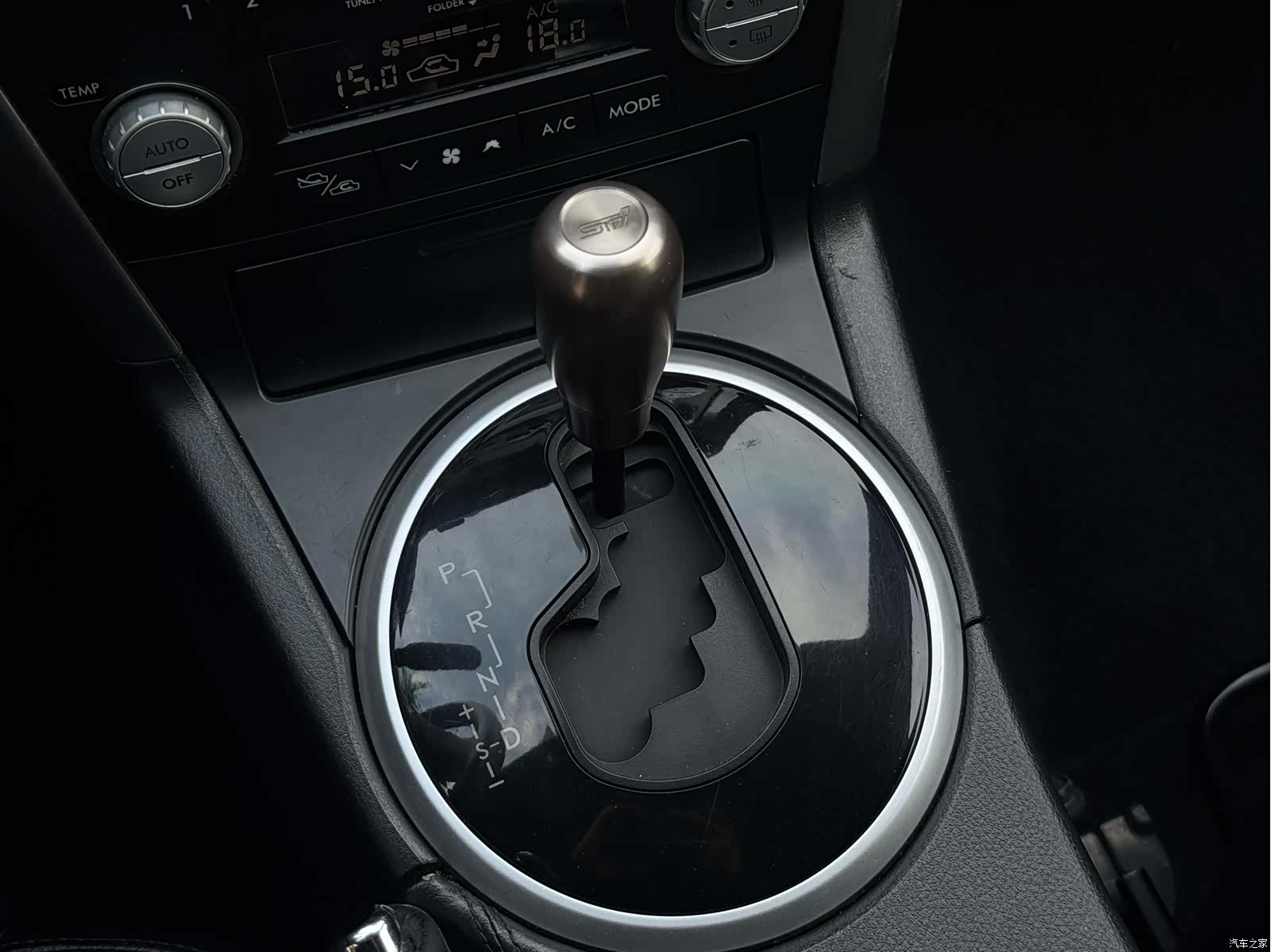 Subaru Legacy, 2009 25