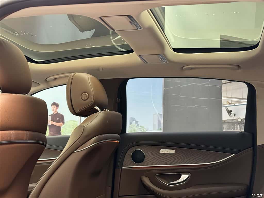 Mercedes-Benz E-Class, 2021 11